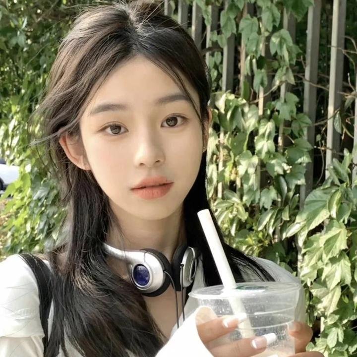 软玉温香抱满怀